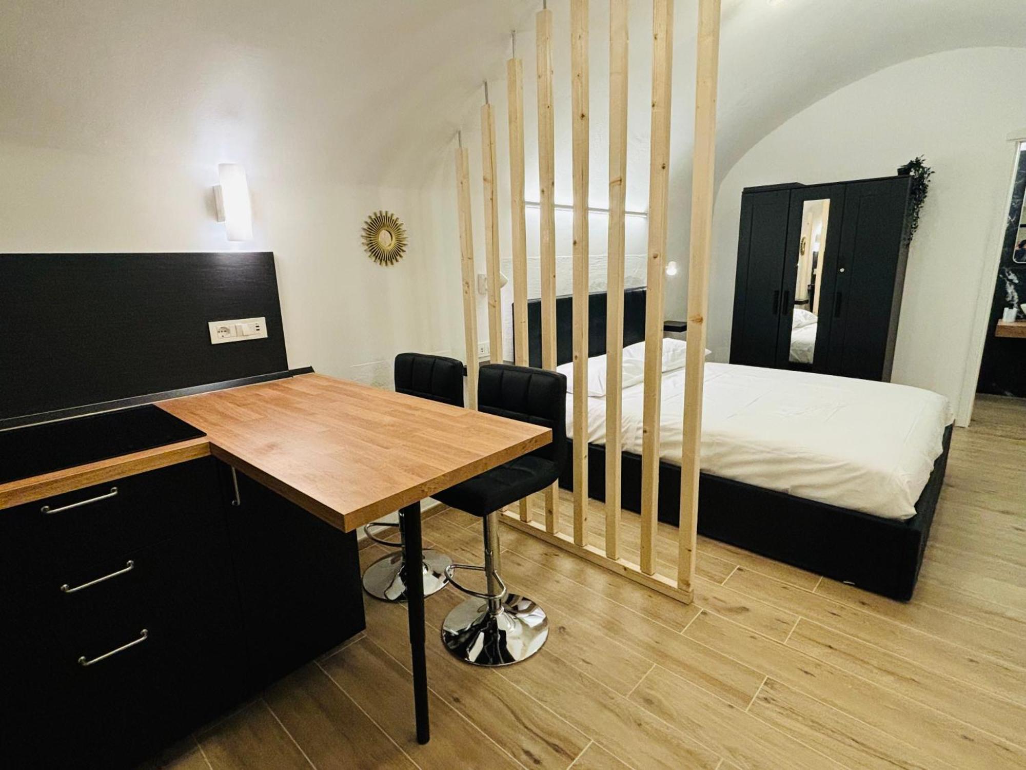 La Petite Suite Санремо Экстерьер фото