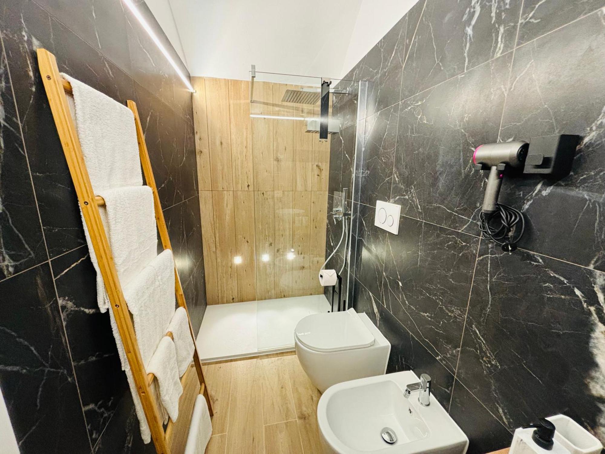 La Petite Suite Санремо Экстерьер фото